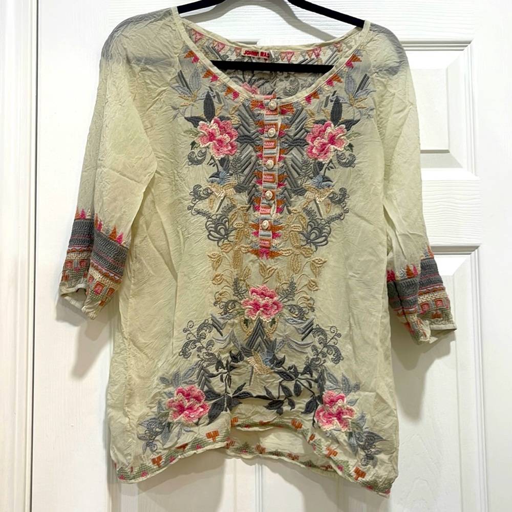 Johnny Was Floral Embroidered Blouse in Size Small